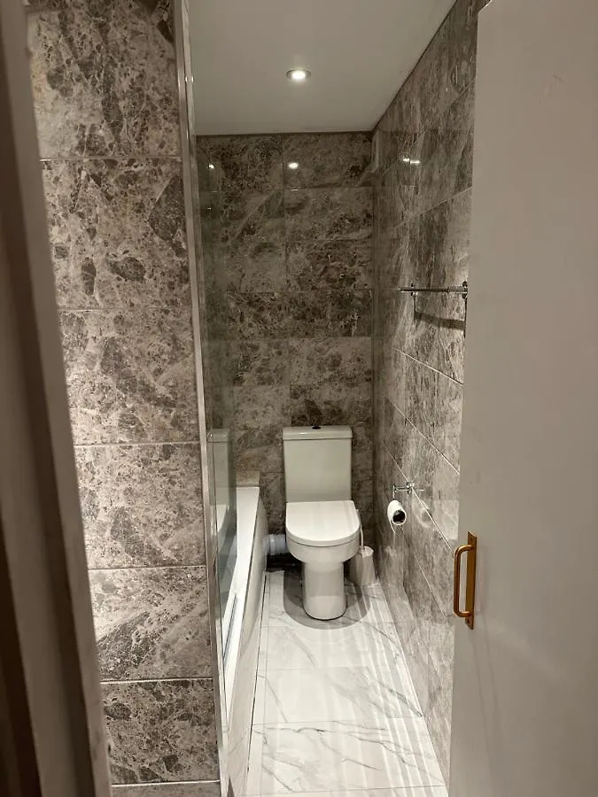 Central Brighton - 1 Bedroom Apartment, Sleeps 4